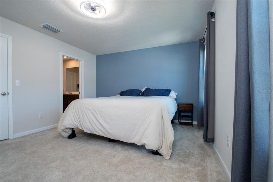 Furnished interior view inside a new home in , Bradenton (Image 16).