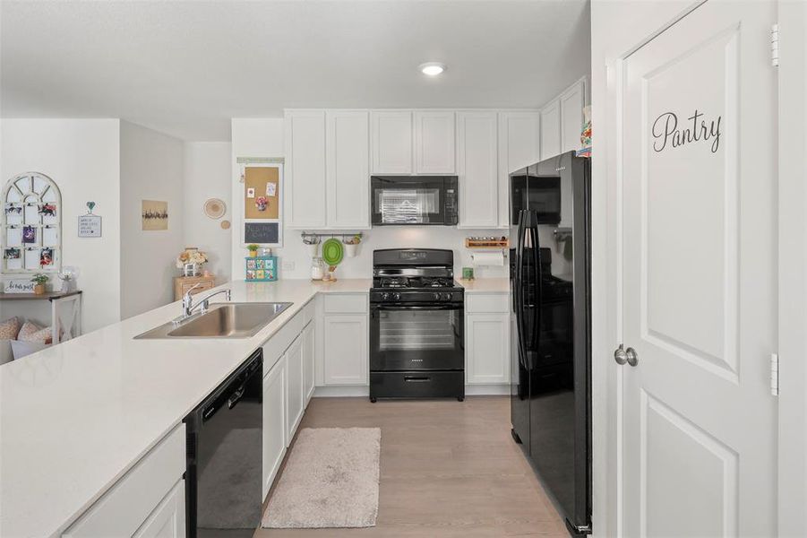 Furnished interior view inside a new home in Mobberly Farms, Pilot Point (Image 12).