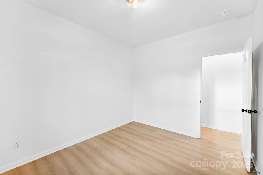 Spacious, unfurnished interior of a new home in , Cherryville (Image 34).