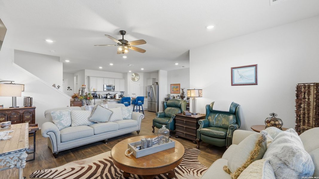 Furnished interior view inside a new home in Swenson Heights, Seguin (Image 31).