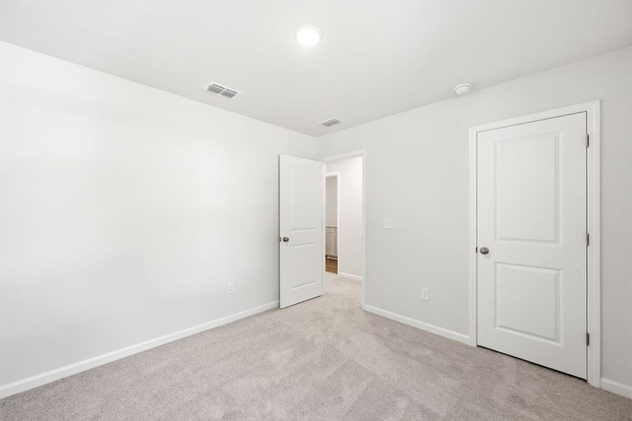 Spacious, unfurnished interior of a new home in Grand Arbor, Blythewood (Image 27).