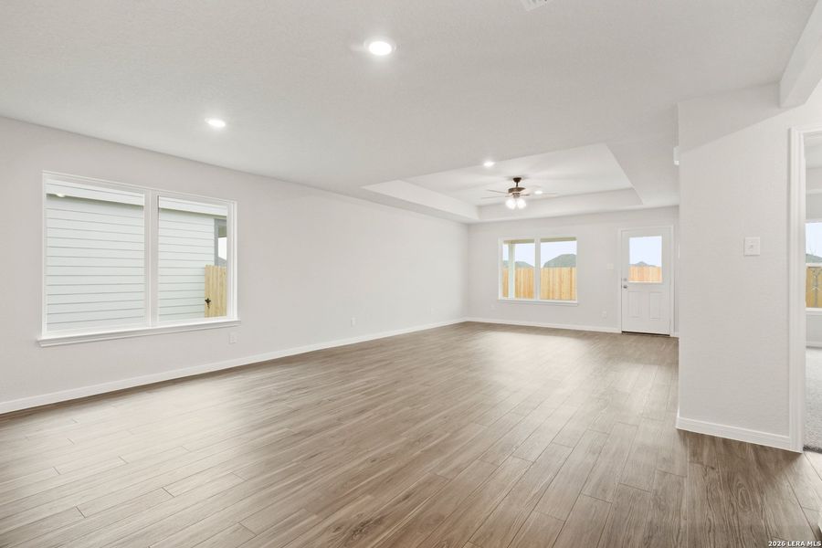 Spacious, unfurnished interior of a new home in Swenson Heights, Seguin (Image 16).