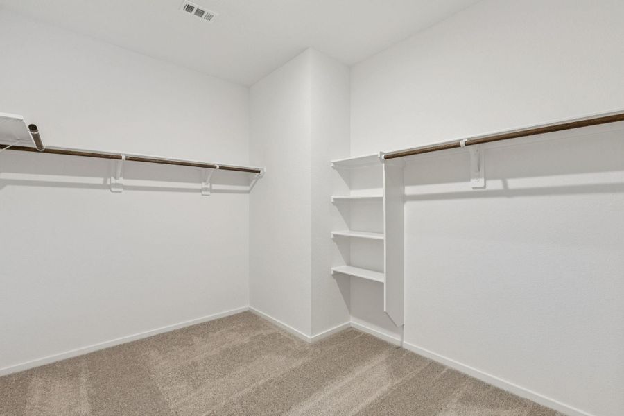 Spacious, unfurnished interior of a new home in Mavera, Conroe (Image 17).