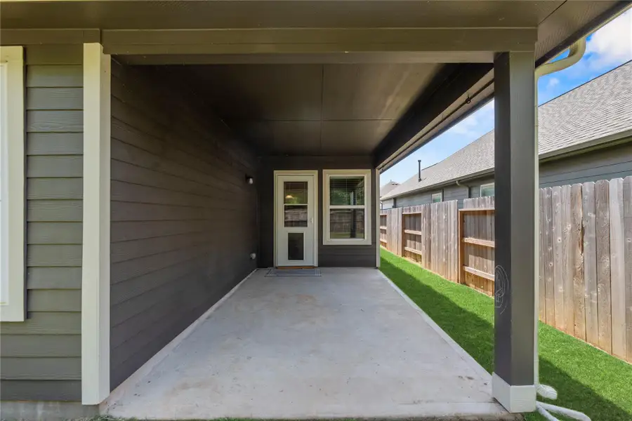 Exterior details and patio area of a home in , Fulshear (Image 3).