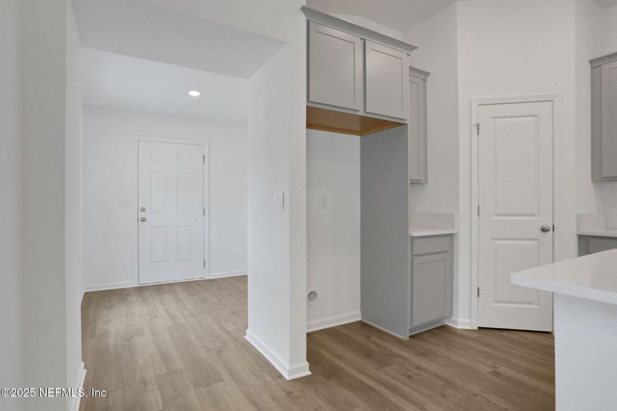 Spacious, unfurnished interior of a new home in , Green Cove Springs (Image 20). Spacious, unfurnished interior of a new home in , Green Cove Springs (Image 20).