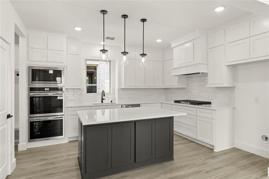 09. 8236 Caprock - Kitchen (2) 09. 8236 Caprock - Kitchen (2)