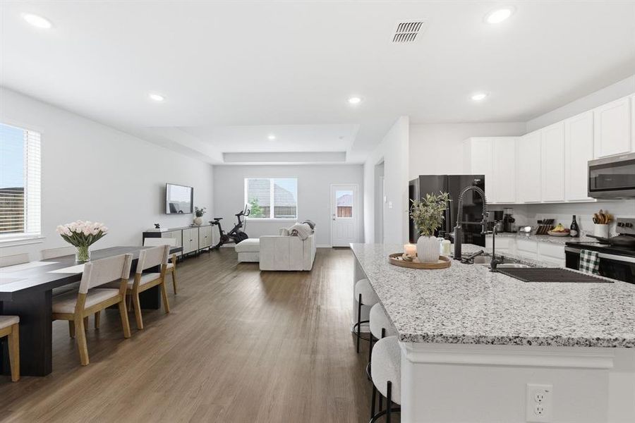 Furnished interior view inside a new home in , Cleburne (Image 18).
