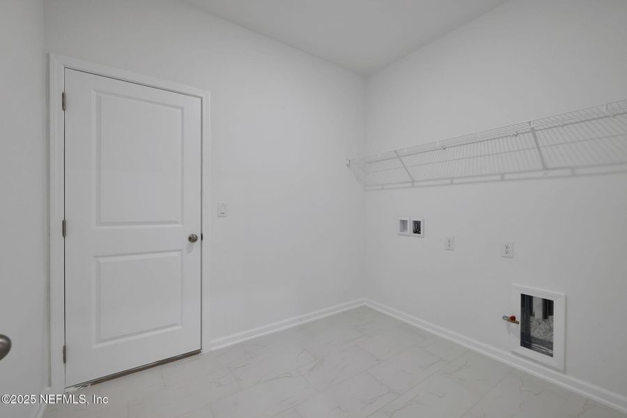 Image 38 of a home in Cordova Palms.