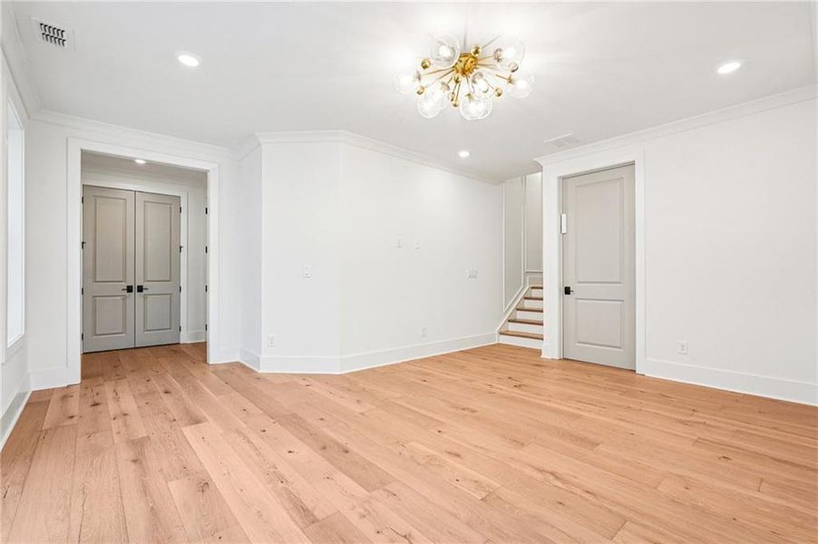 Spacious, unfurnished interior of a new home in Park Walke, Alpharetta (Image 37).