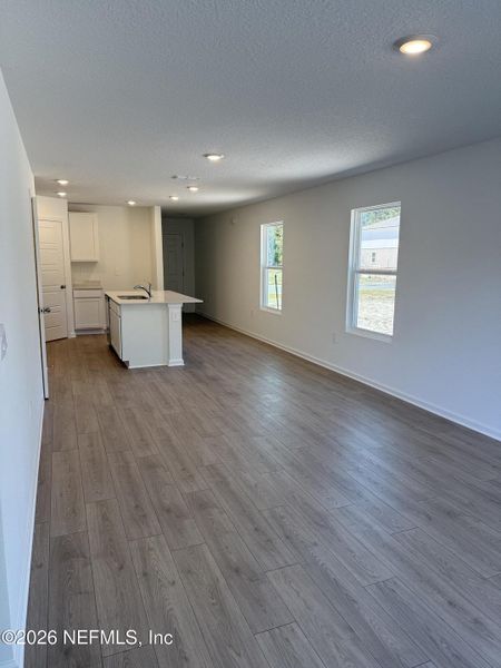 Spacious, unfurnished interior of a new home in Trout River, Jacksonville (Image 21).