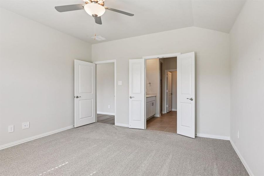 Photo is not of the actual home, but is an inspirational photo of builder’s model home and may depict options, furnishings, and/or decorator features that are not included.