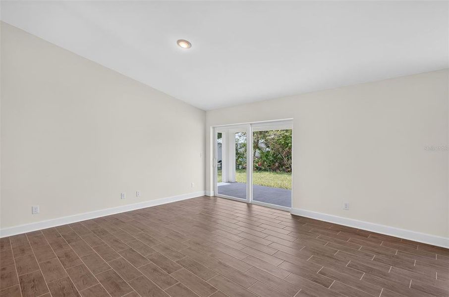 Spacious, unfurnished interior of a new home in , Port Charlotte (Image 17). Spacious, unfurnished interior of a new home in , Port Charlotte (Image 17).