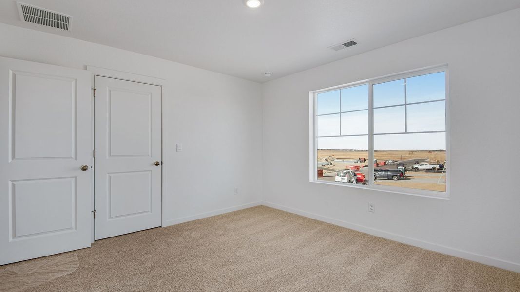 Spacious, unfurnished interior of a new home in Vista Meadows, Fort Lupton (Image 24). Spacious, unfurnished interior of a new home in Vista Meadows, Fort Lupton (Image 24).