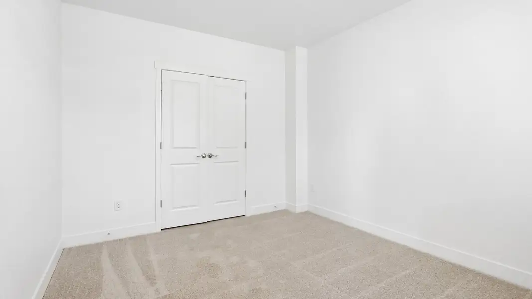 Spacious, unfurnished interior of a new home in Silver Peaks, Lochbuie (Image 20). Spacious, unfurnished interior of a new home in Silver Peaks, Lochbuie (Image 20).