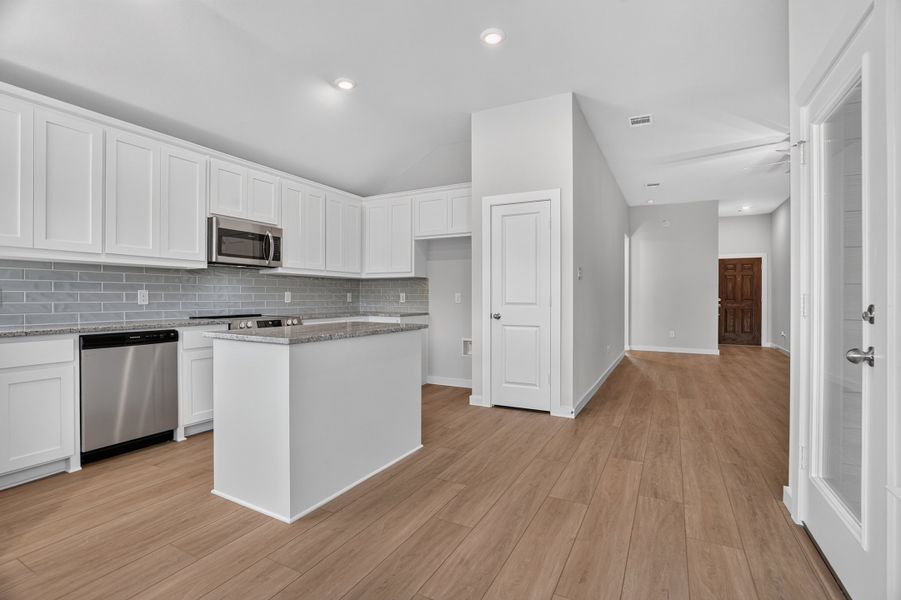Furnished interior view inside a new home in Craftsman's Corner, Cleburne (Image 6).