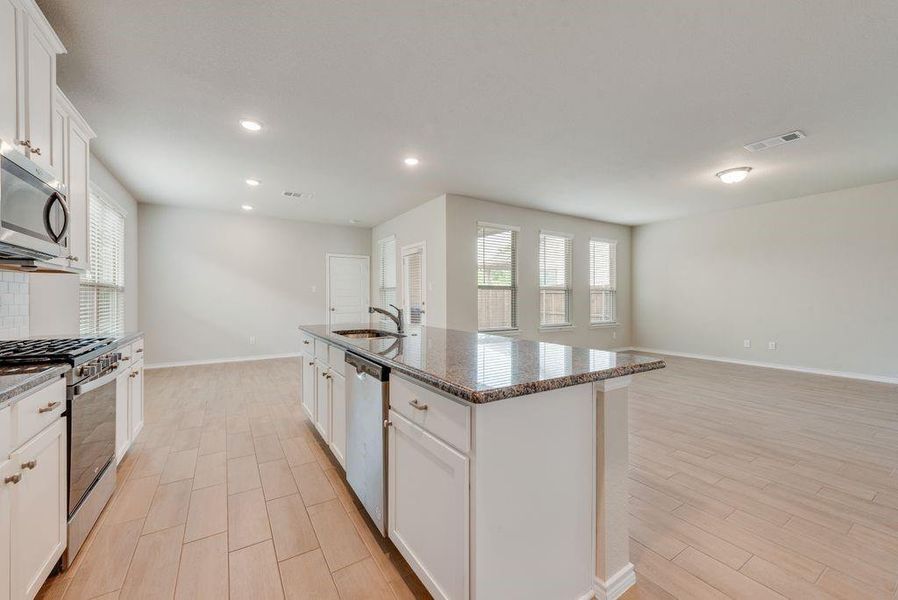 Furnished interior view inside a new home in , Fort Worth (Image 7).