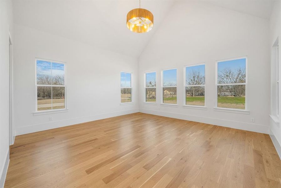 Spacious, unfurnished interior of a new home in , Fairview (Image 20).