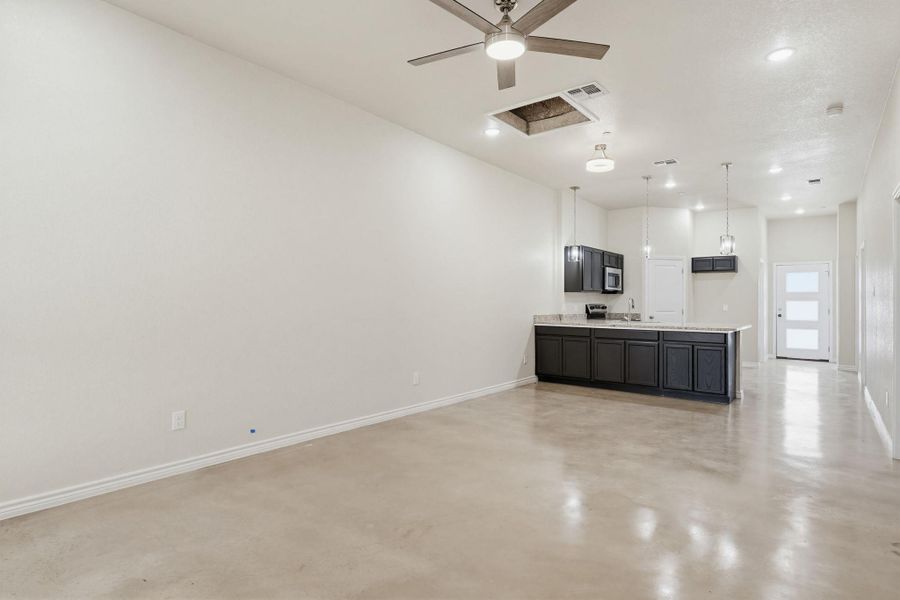 Spacious, unfurnished interior of a new home in , Copperas Cove (Image 14). Spacious, unfurnished interior of a new home in , Copperas Cove (Image 14).