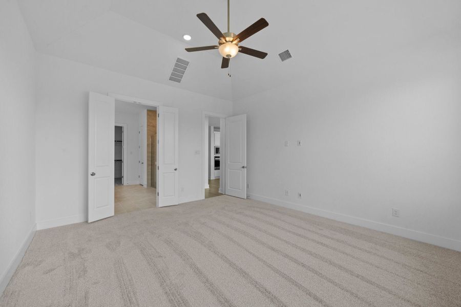 Liberty Hill, TX New Home.  - Slide 39