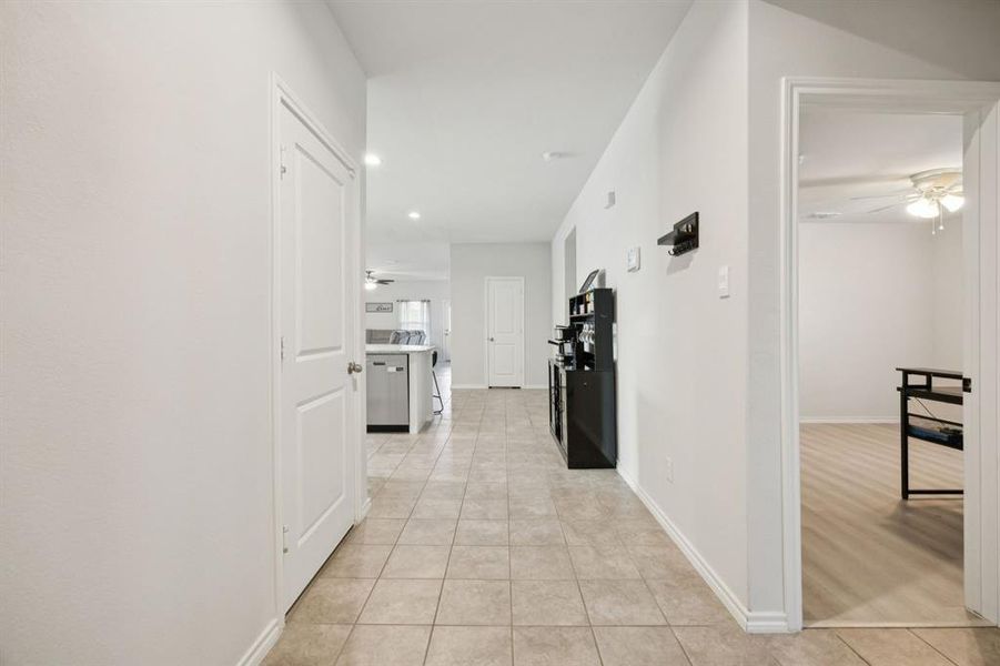 Spacious, unfurnished interior of a new home in , Fort Worth (Image 20). Spacious, unfurnished interior of a new home in , Fort Worth (Image 20).