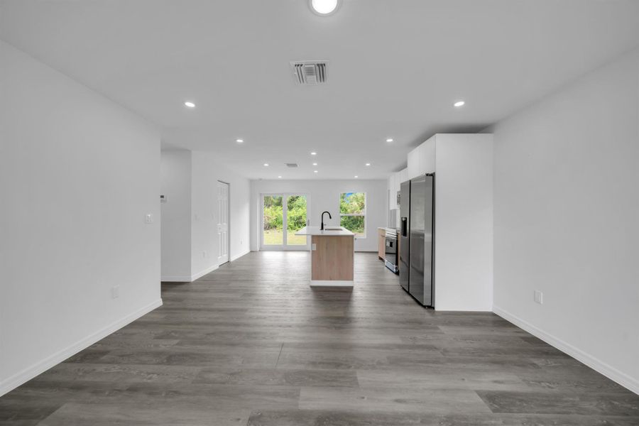 Spacious, unfurnished interior of a new home in , Lehigh Acres (Image 26). Spacious, unfurnished interior of a new home in , Lehigh Acres (Image 26).