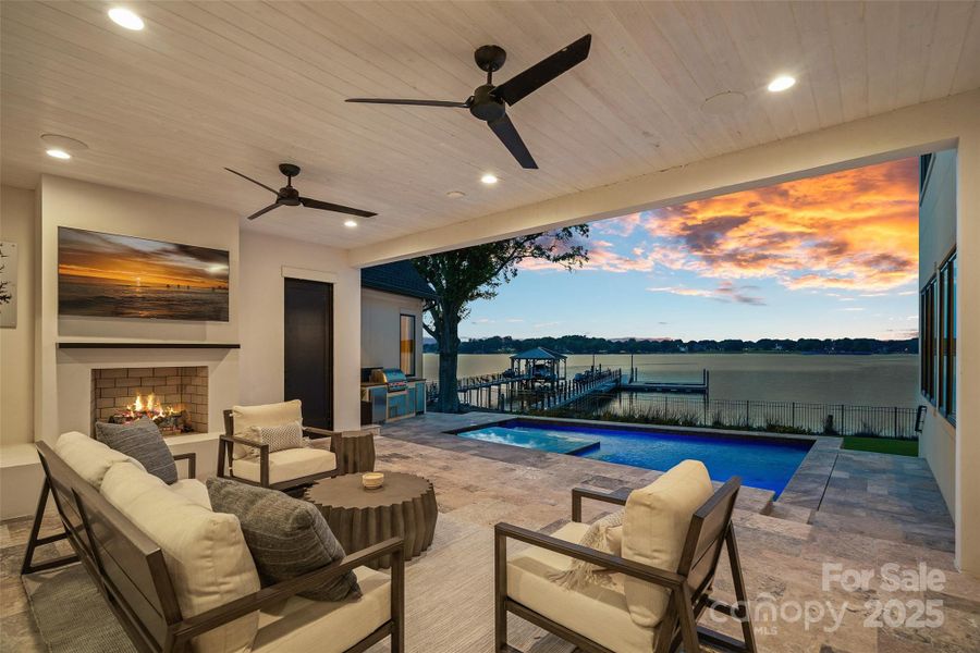 Image 43 of a home in .