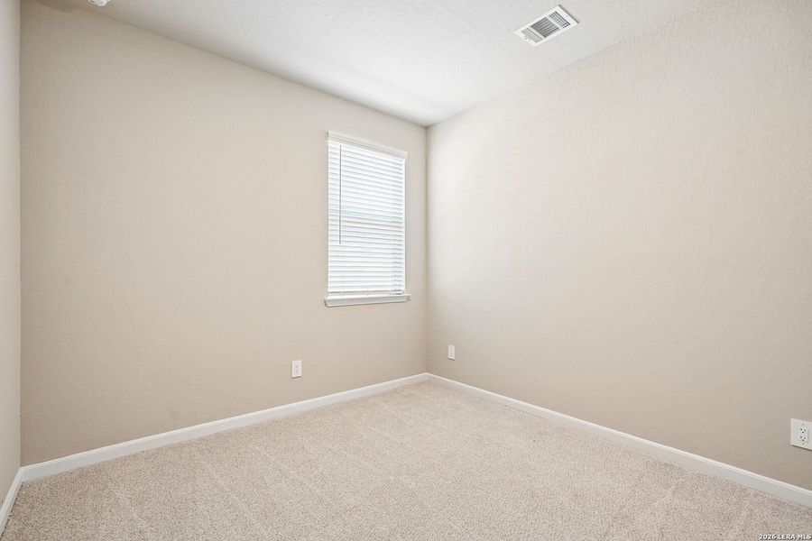 Spacious, unfurnished interior of a new home in Sagebrooke - Premier Series, San Antonio (Image 36).