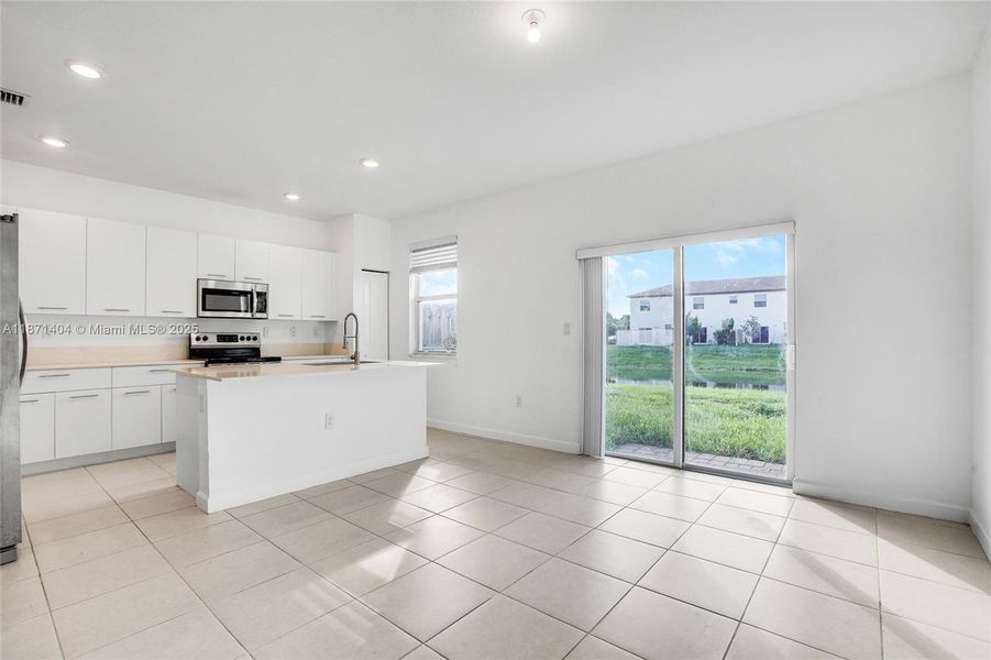 Image 14 of a home in .