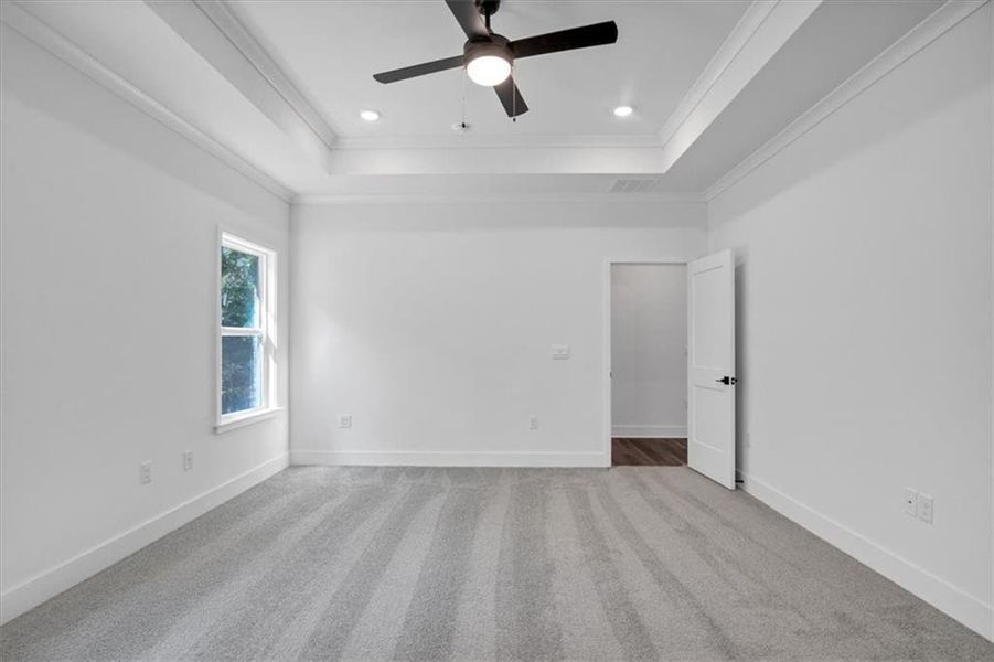Spacious, unfurnished interior of a new home in Tuscany Hills, Douglasville (Image 38).