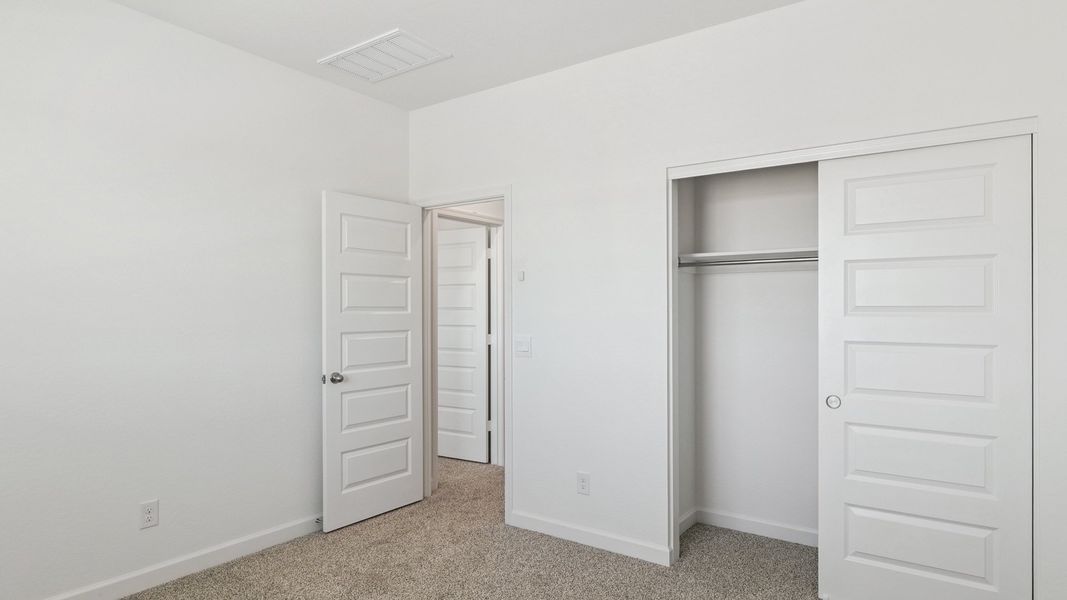 Representative unfurnished interior of a home built from the Crow by D.R. Horton in Zanjero Pass, Glendale (Image 43).