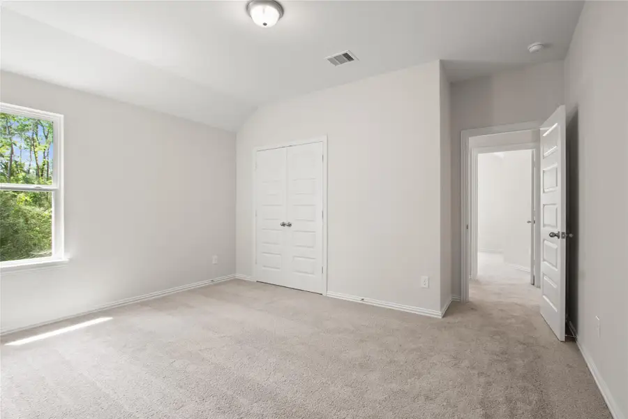 Spacious, unfurnished interior of a new home in The Woodlands Hills, Willis (Image 3). Spacious, unfurnished interior of a new home in The Woodlands Hills, Willis (Image 3).