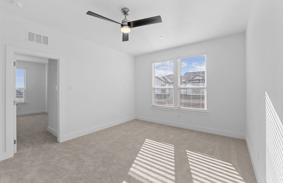 Spacious, unfurnished interior of a new home in Northpoint at Old Settlers, Round Rock (Image 28).
