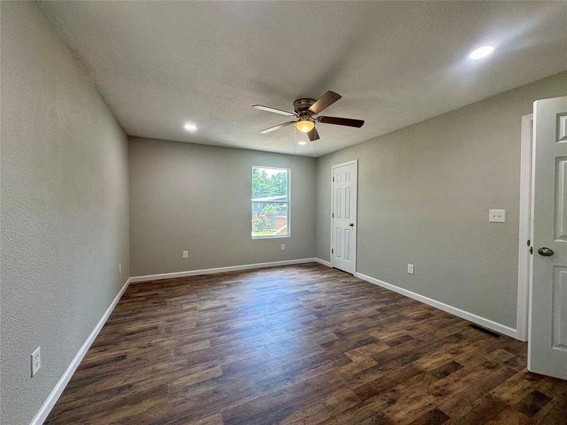 Spacious, unfurnished interior of a new home in , Mabank (Image 10). Spacious, unfurnished interior of a new home in , Mabank (Image 10).