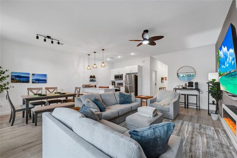 Furnished interior view inside a new home in , Davenport (Image 28).