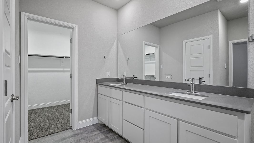 Furnished interior view inside a new home in Eagle Creek, Denton (Image 13).