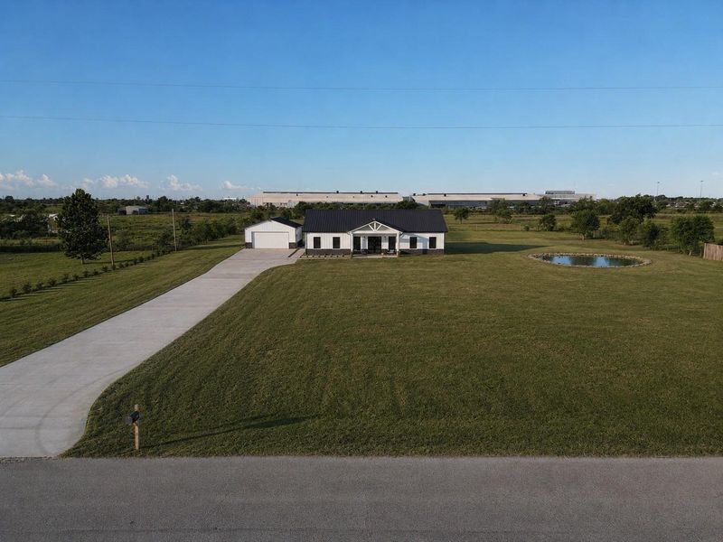 Image 36 of a home in .