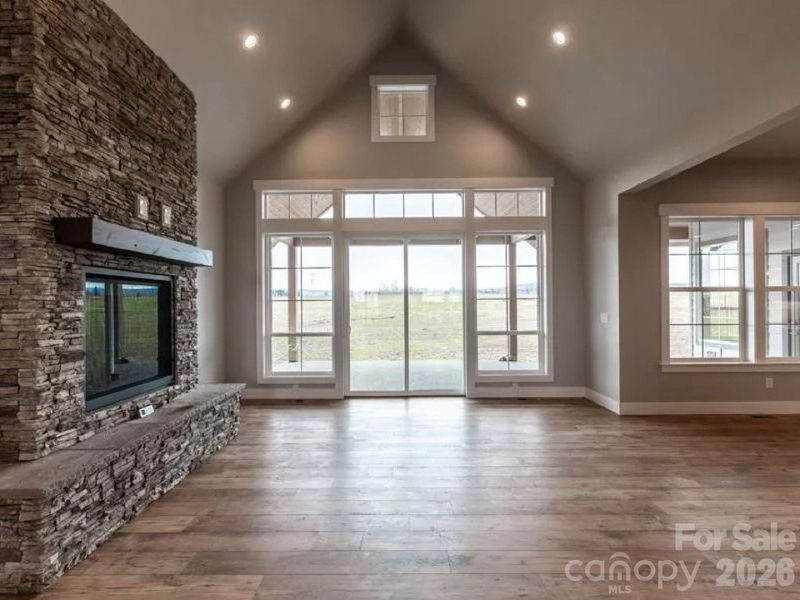 Spacious, unfurnished interior of a new home in , Granite Falls (Image 24).