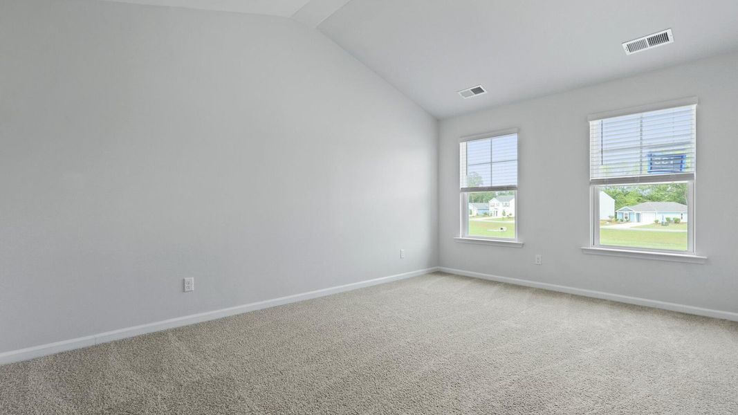 Spacious, unfurnished interior of a new home in Center Pointe, Santee (Image 14).
