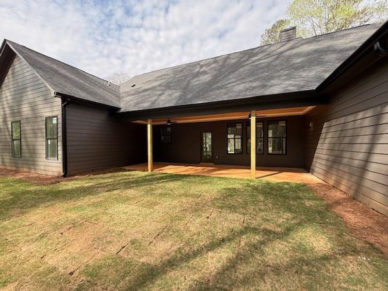 Exterior details and patio area of a home in , Temple (Image 13).