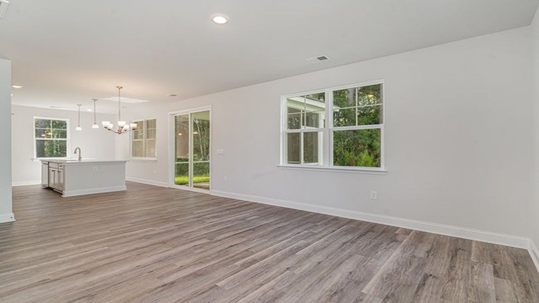 Spacious, unfurnished interior of a new home in Waterbridge, Myrtle Beach (Image 6). Spacious, unfurnished interior of a new home in Waterbridge, Myrtle Beach (Image 6).