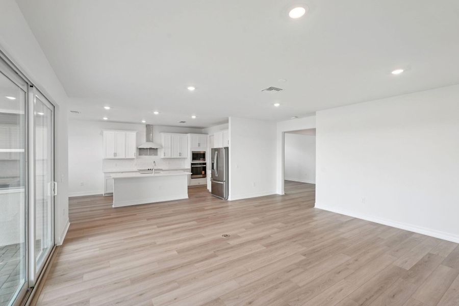Spacious, unfurnished interior of a new home in , Vero Beach (Image 16). Spacious, unfurnished interior of a new home in , Vero Beach (Image 16).