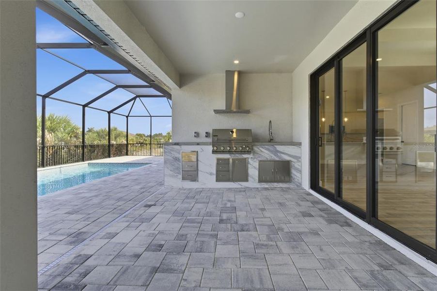 Exterior details and patio area of a home in , Port Charlotte (Image 25).