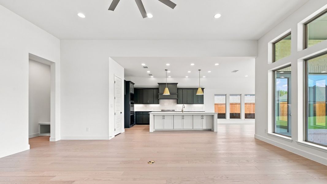 Furnished interior view inside a new home in Sonoma Verde, McLendon-Chisholm (Image 12).