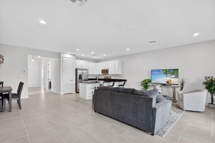 17-web-or-mls-5P1A8034