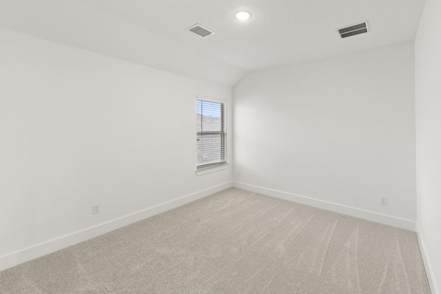 Spacious, unfurnished interior of a new home in Painted Tree, McKinney (Image 20).