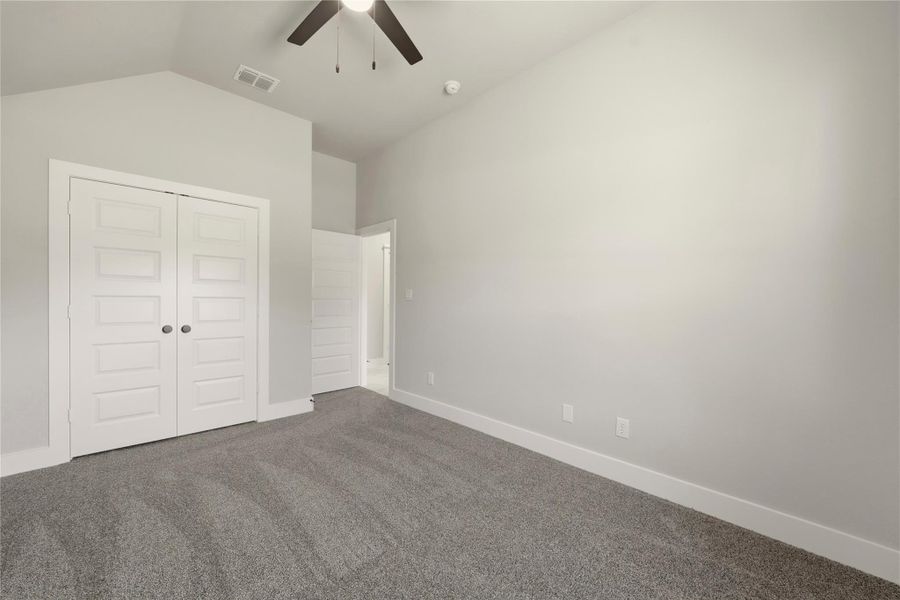 Spacious, unfurnished interior of a new home in , Wimberley (Image 33).
