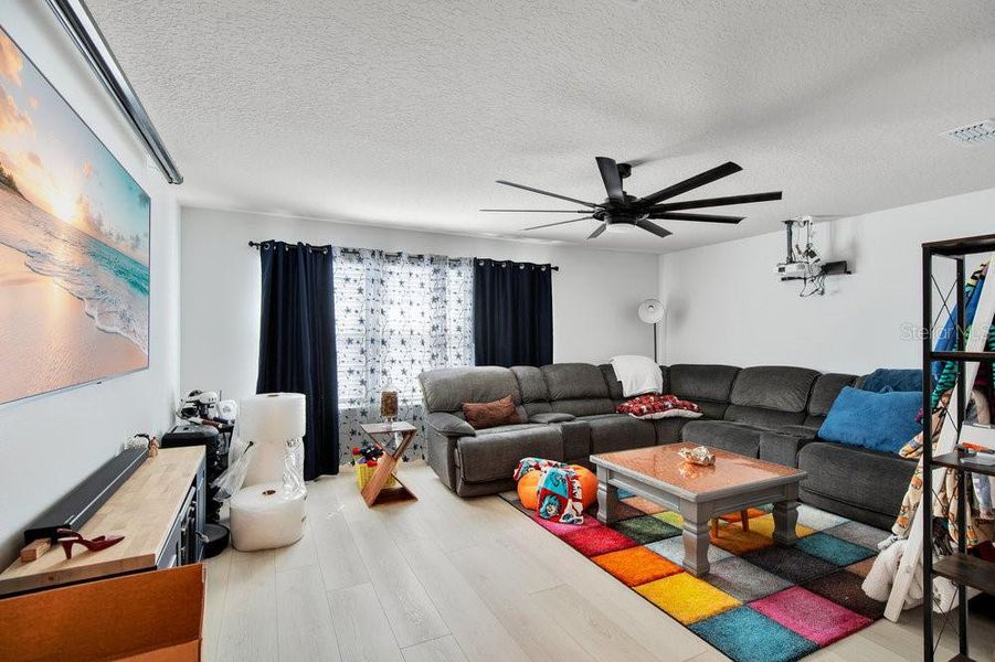 Image 30 of a home in .