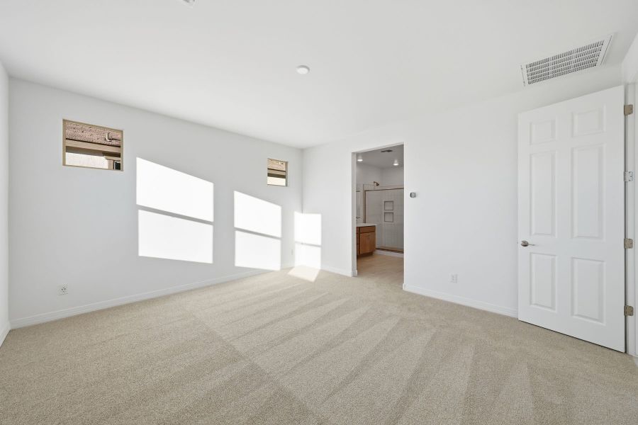 Spacious, unfurnished interior of a new home in Tierra Vistoso, Surprise (Image 13).