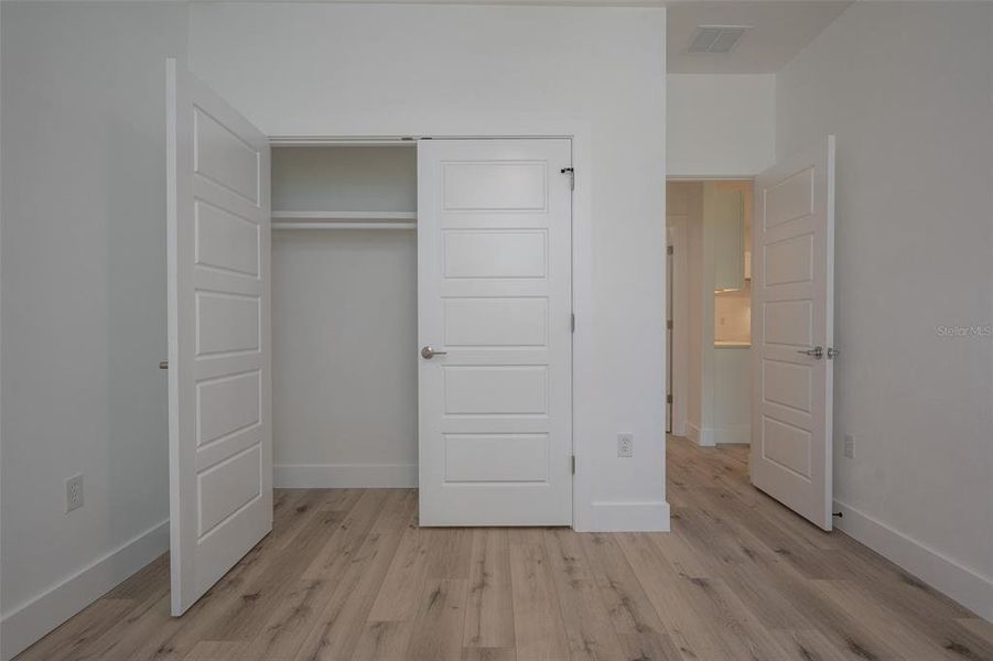 Spacious, unfurnished interior of a new home in , Micanopy (Image 10).