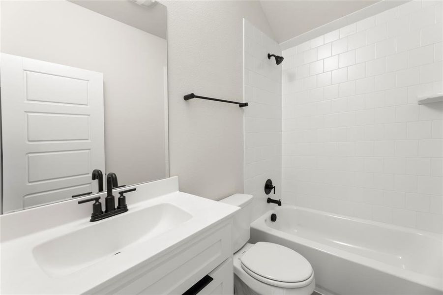 20. 1520 Fairmont - 3RD Bath 20. 1520 Fairmont - 3RD Bath